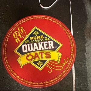 Quaker Oats Red Round collectible tin
